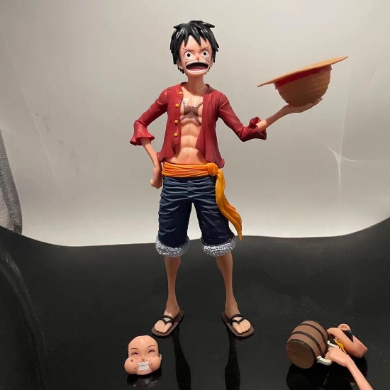 Picture of Action Figure One Piece Pirate king Luffy.